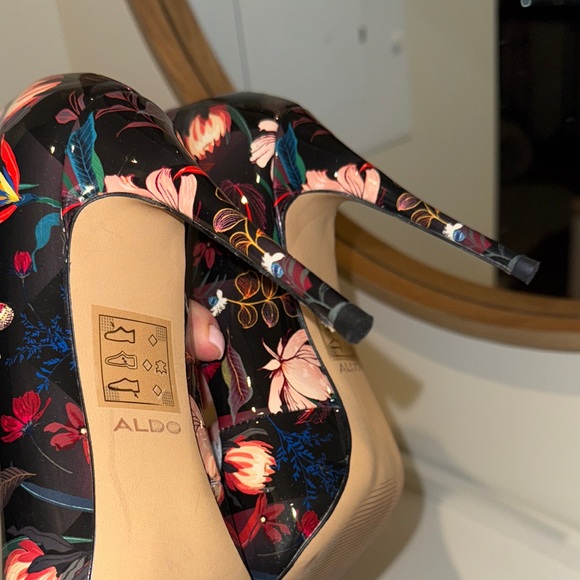 Aldo Floral Pumps Never Worn - Picture 5 of 5